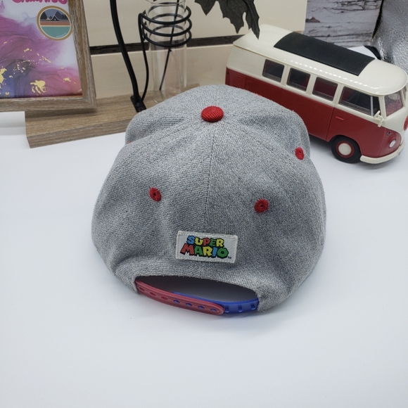 Nintendo Super Mario Baseball Cap - Picture 2 of 3
